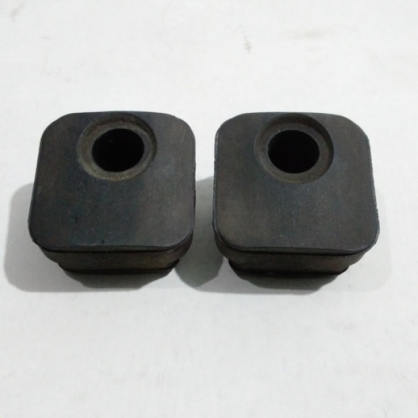 Batente Superior Do Radiador (par) Passat 2001 Sku 58115