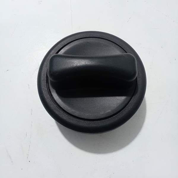 Tampa Da Gasolina B200 2006 Sku 65898 Preto