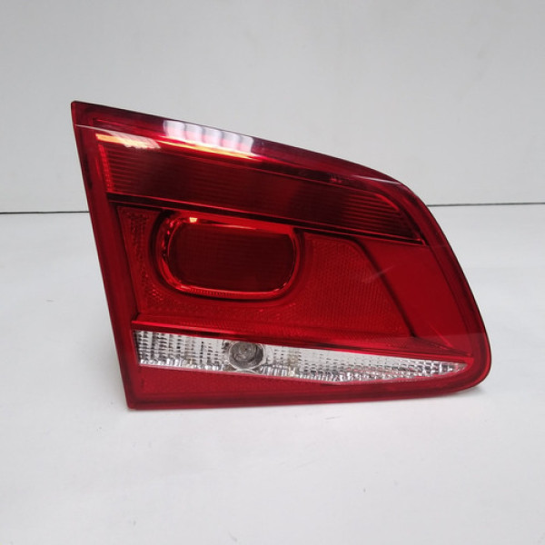 Lanterna Lado Esquerdo (tampa) Passat 2.0 Tsi 2012 Cod 60722 Esquerdo Vermelho