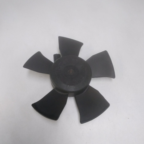 Ventuinha Do Radiador Ssangyong Actyon Sports 2011 Cod 18092