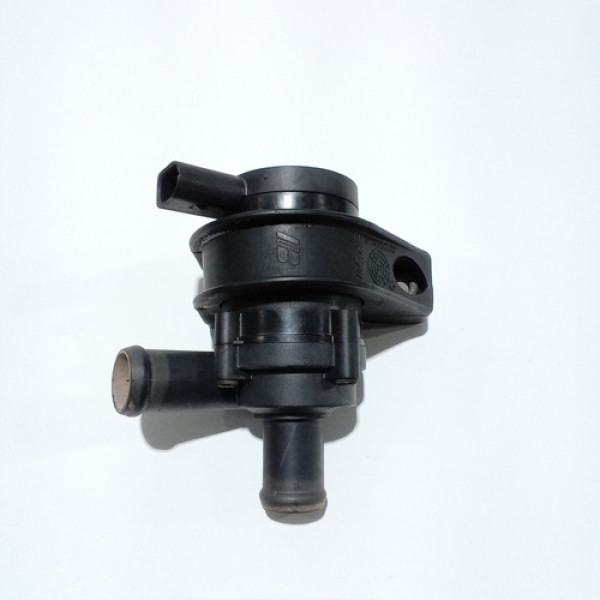 Bomba Da Água Auxiliar Passat 2.0 Tfsi 2009 Sku 64974