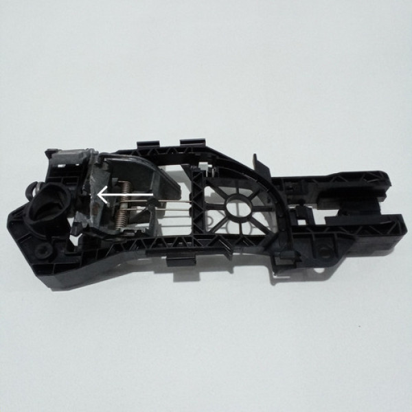 Suporte Da Maçaneta Porta Tras/esq Passat 2010 Sku 57254