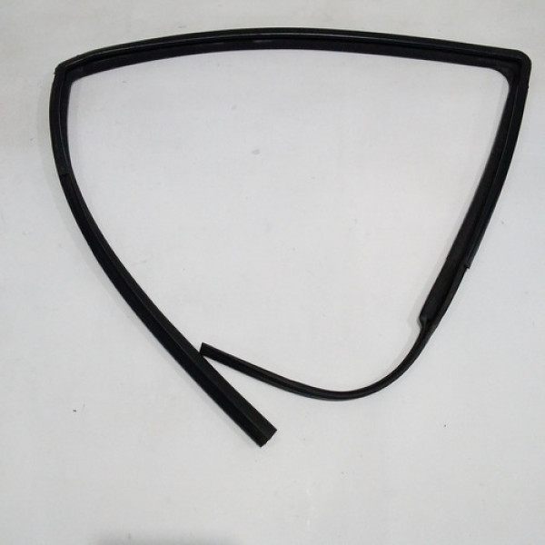 Canaleta Dianteira Esquerda Trailblazer 2013 Cod 56146