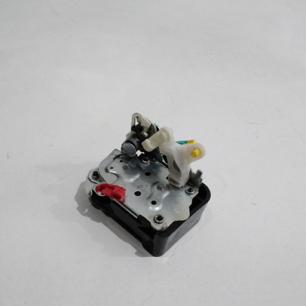 Fechadura Traseira Esquerda Pt Cruiser 2009 21138