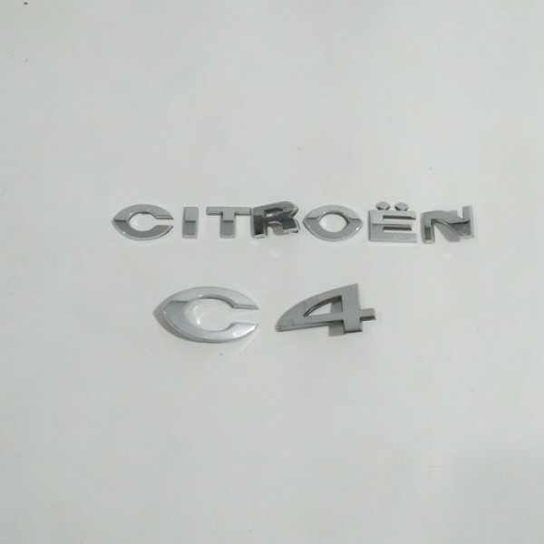 Emblema Da Tampa Traseira Citroën C4 Picasso 2009 Sku 60270