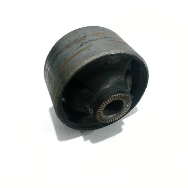 Bucha Da Bandeja Tras Dir Kia Cerato 2.0 2017 Sku 48412