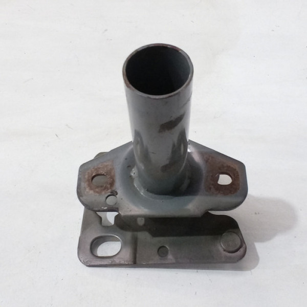 Suporte Da Alma Parachoque Tras L Esq Taurus 1997 Sku 63781