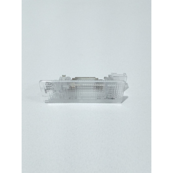 Luz De Cortesia Do Porta Malas Jetta Gli 2021 Sku 58862