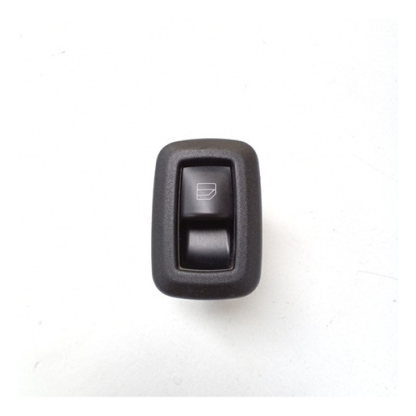 Botão Do Vidro Porta Tras Esq/dir B200 2006 Sku 64788