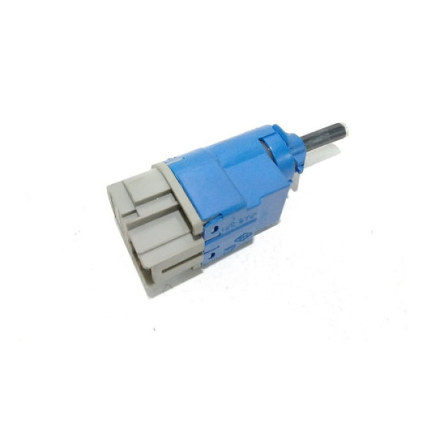 Interruptor Da Luz De Freio Renault Logan 2018 Cod 48615
