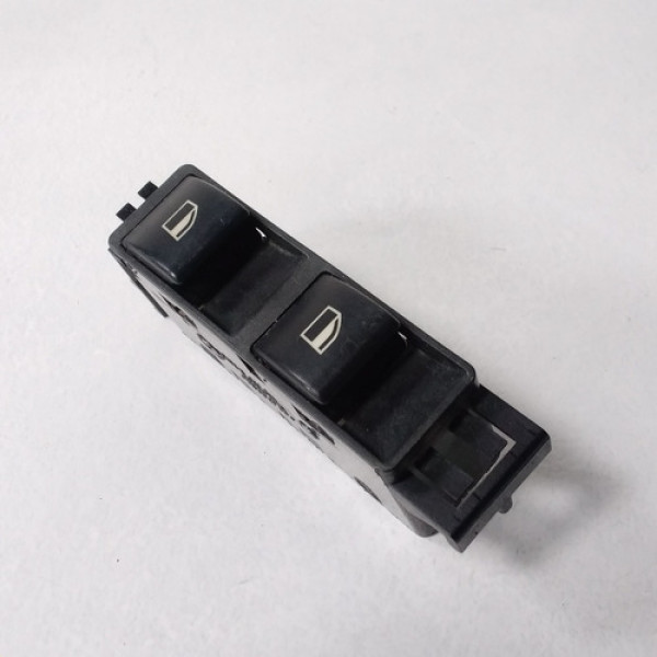 Botão Do Vidro Central Direito Bmw 320 2000 A 2006 Sku 60376