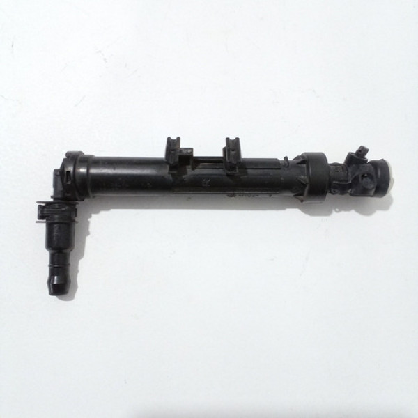 Esguicho De Água Do Farol Lado Dir Gla 200 2016 Sku 65436