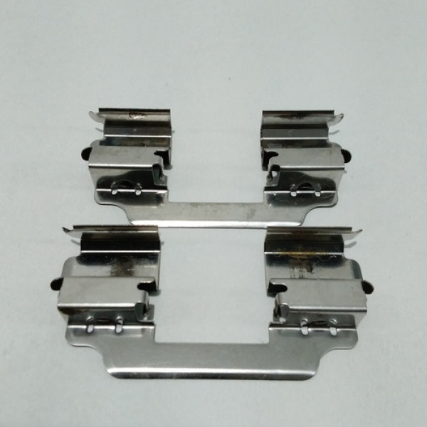 Travas Da Pastilha De Freio Tras/dir Cla 45 Amg 14 Sku 57948