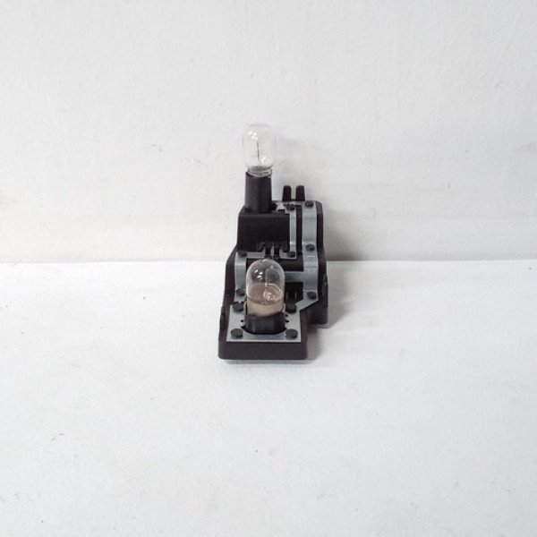 Circuito Lanterna Da Tampa Lado Dir Touareg 2011 Cód 60663