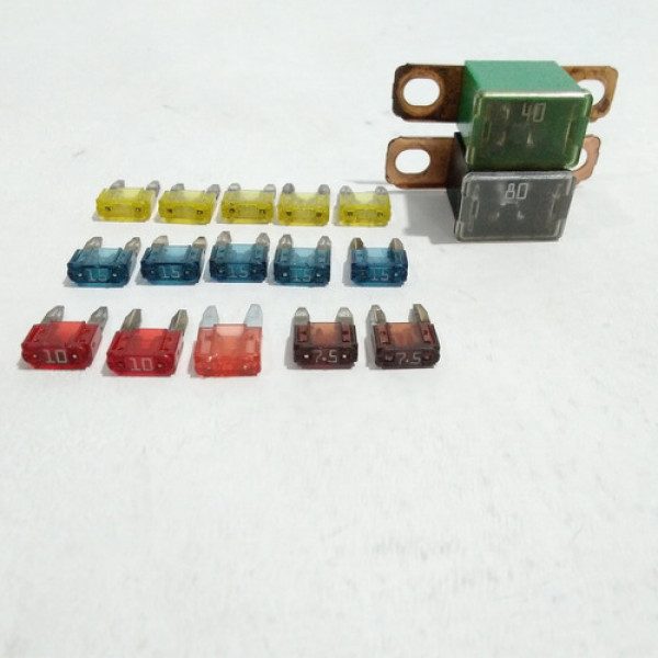 Kit De Fusíveis Honda Accord 2005 Cod 58415