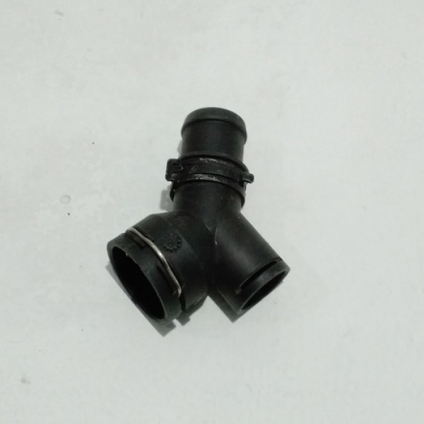 Conexão Do Radiador Volkswagen Jetta 2007 Cod 57790