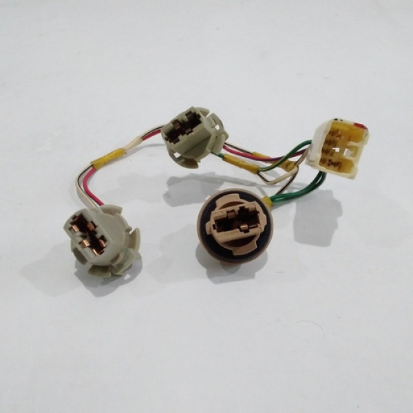 Circuito Da Lanterna Tras/esq Toyota Fielder 2006 Cod 55956