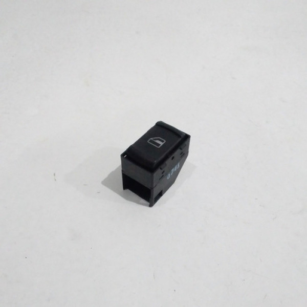Botão De Vidro Traseiro Volkswagen Passat 2001 54228