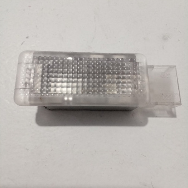 Luz Interna Do Porta Luva Passat 2.0 Tsi 2012 Sku 65728