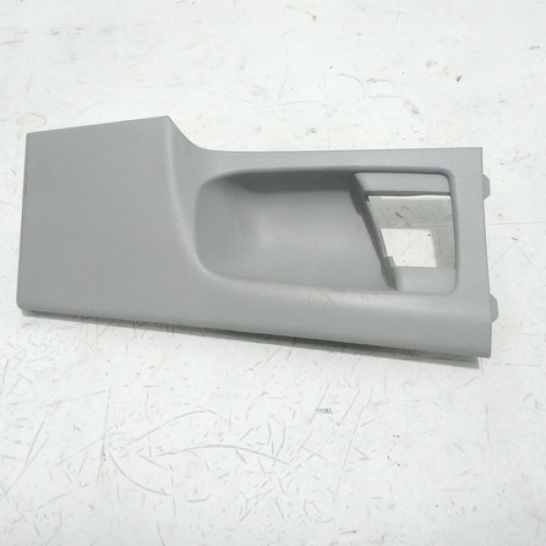 Acabamento Maçaneta Tras Esq  Cherokee Sport 2008 Sku 46660