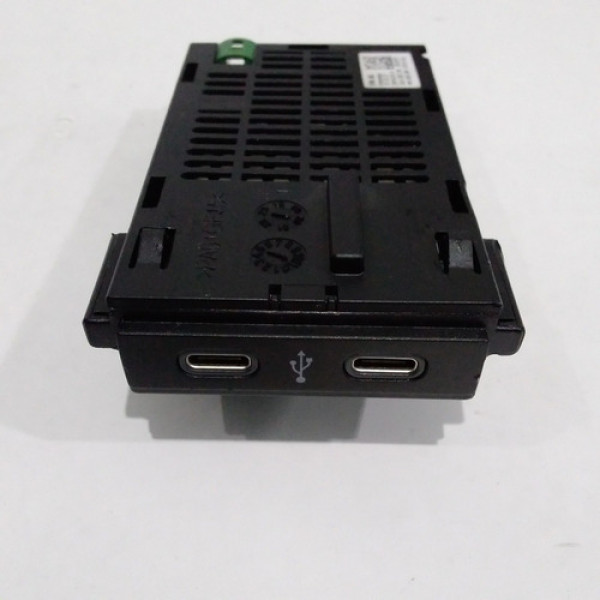 Entrada Usb-c Volkswagen Jetta Gli 2021 Cod 55968