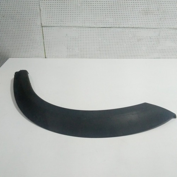 Aplique Paralama Dianteira Esq Freelander 2005 Sku 11670