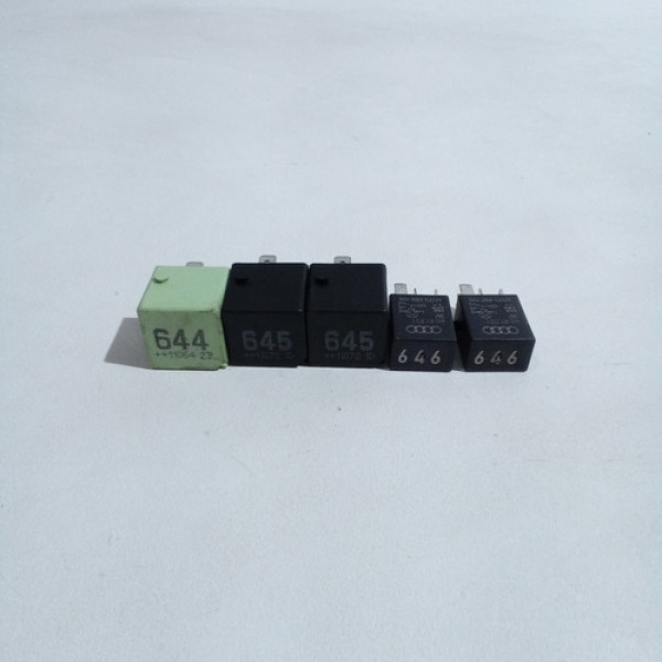 Kit De Reles Da Caixa Interna Touareg 4.2 V8 2011 Cod 62183 12v