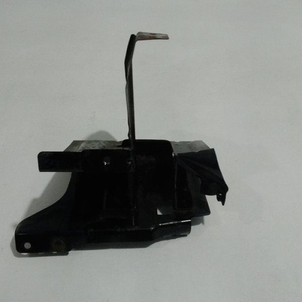 Suporte Do Parachoque Traseiro Direito Pajero Io Cod 58300